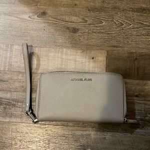 Brand new Michael Kors wallet
